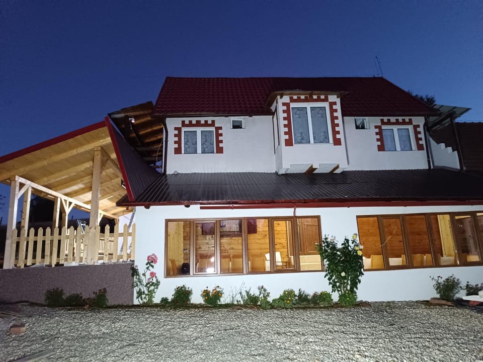 Property building, Night
