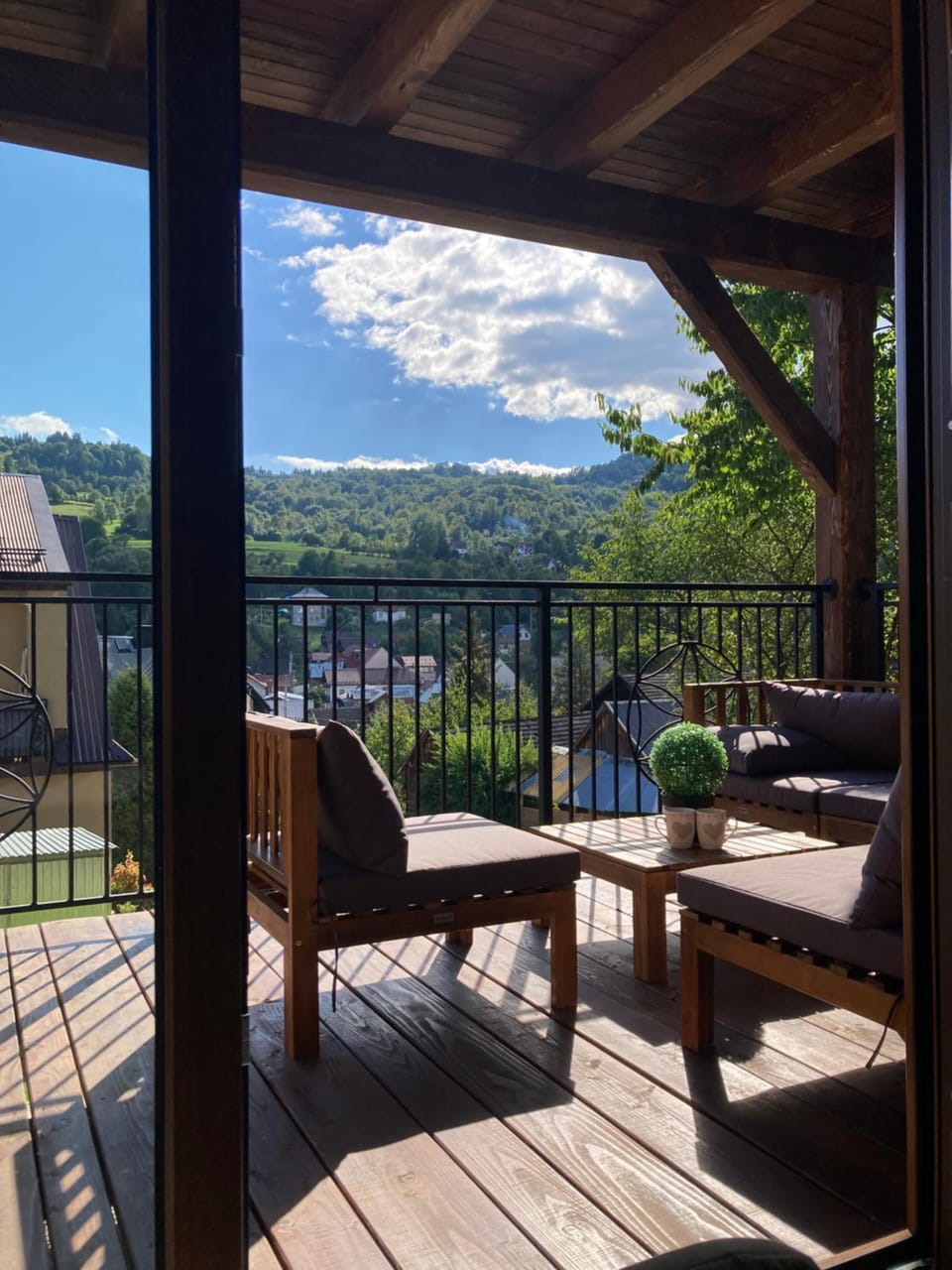 Balcony/Terrace, Seating area, Mountain view