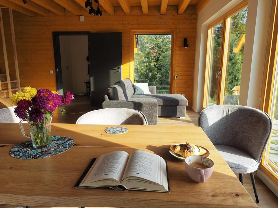 Living room, Seating area, Dining area