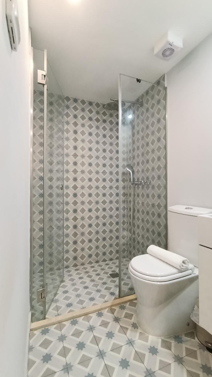 Shower, Toilet, Bathroom