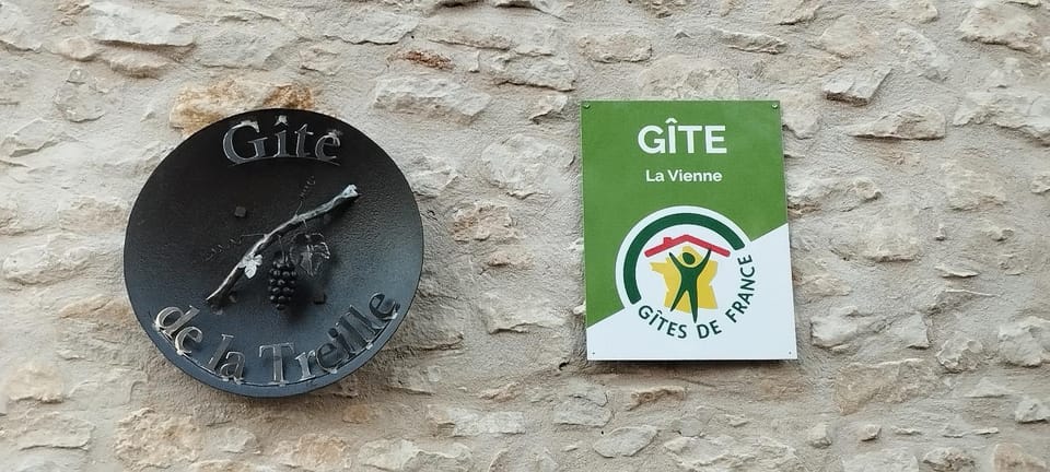 Logo/Certificate/Sign