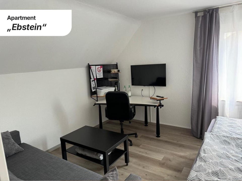 TV and multimedia, Living room, Bedroom
