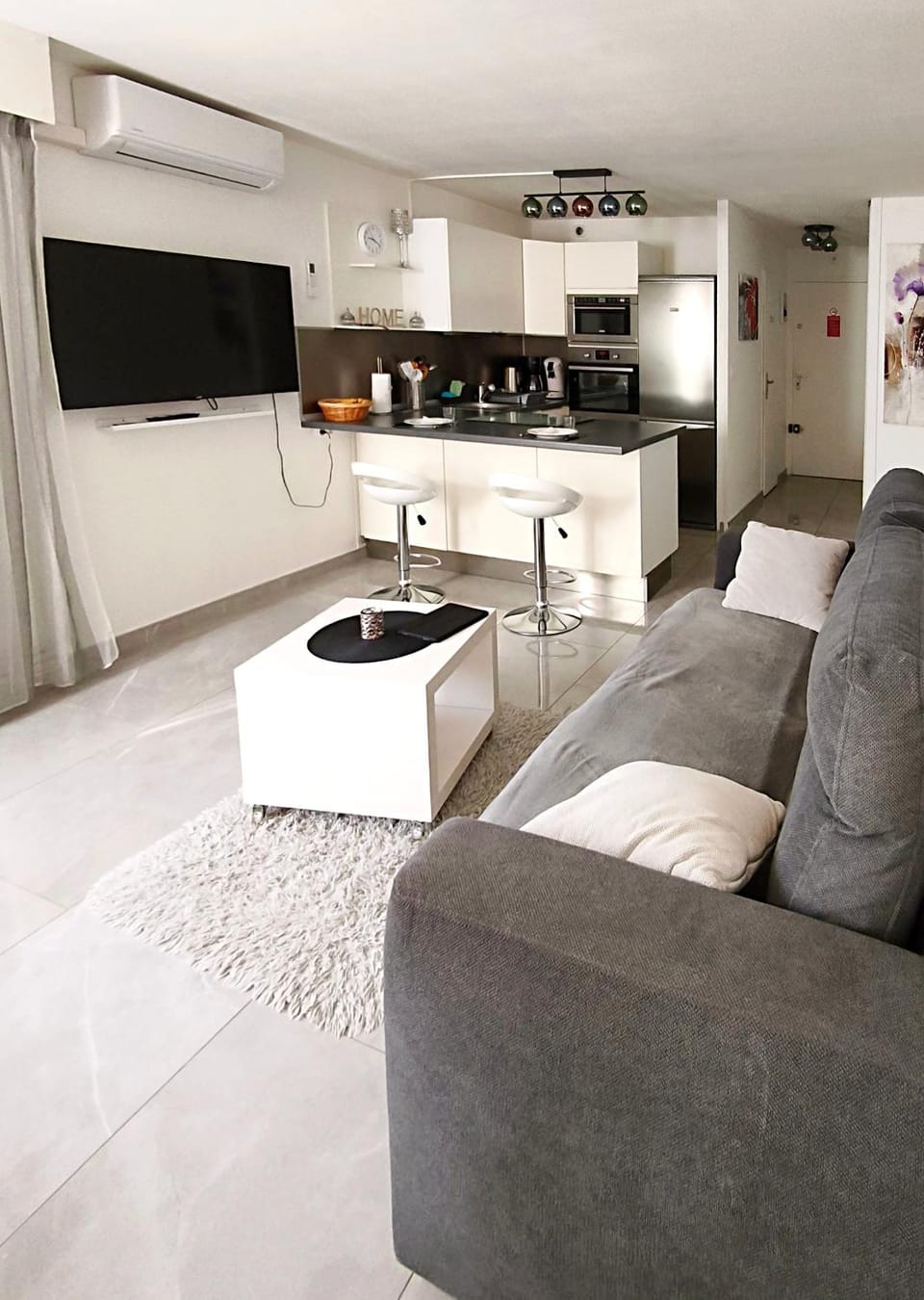 Communal lounge/ TV room, Living room, Lounge or bar