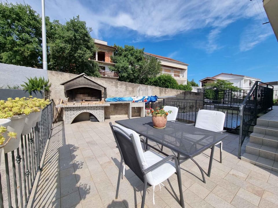 Summer, BBQ facilities, Garden, Balcony/Terrace