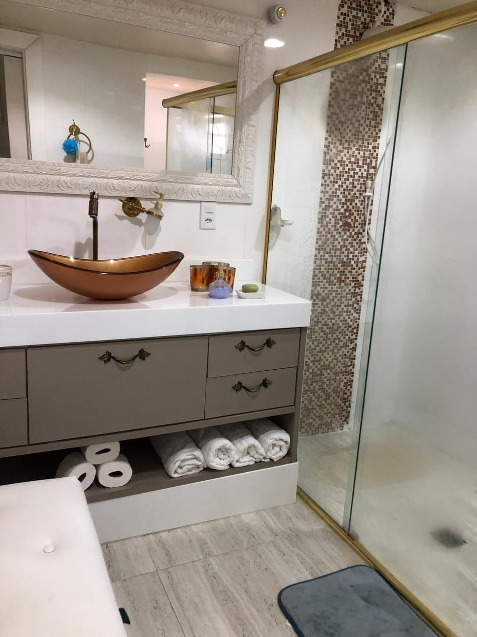 Shower, Bathroom