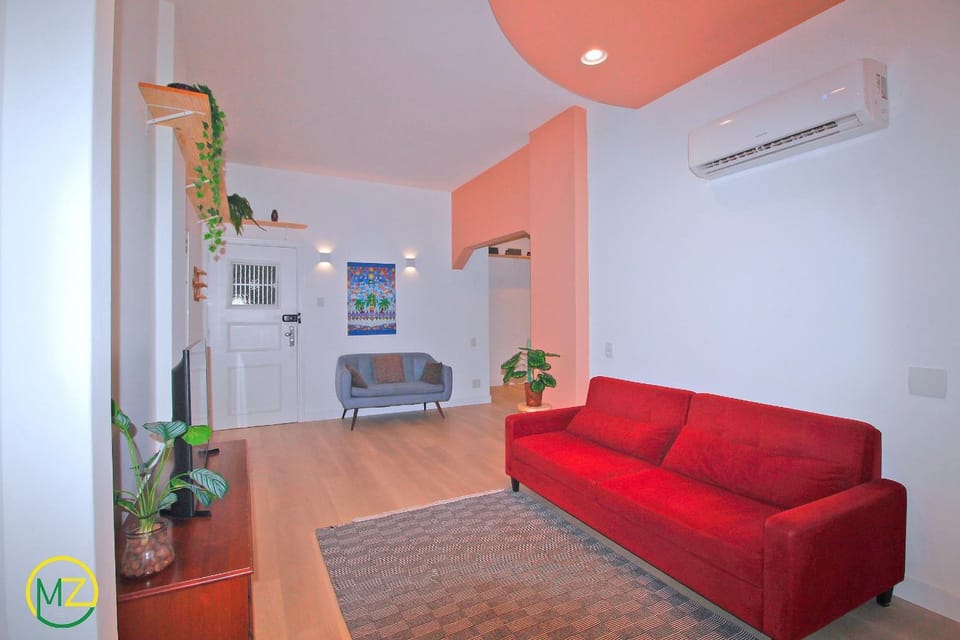 Charming and silent 2 bedrooms in Copa Apartment in Rio de Janeiro