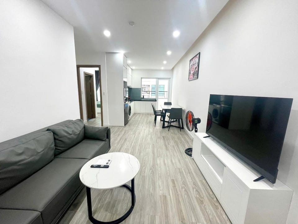 Communal lounge/ TV room, TV and multimedia, Living room, Seating area, Evening entertainment