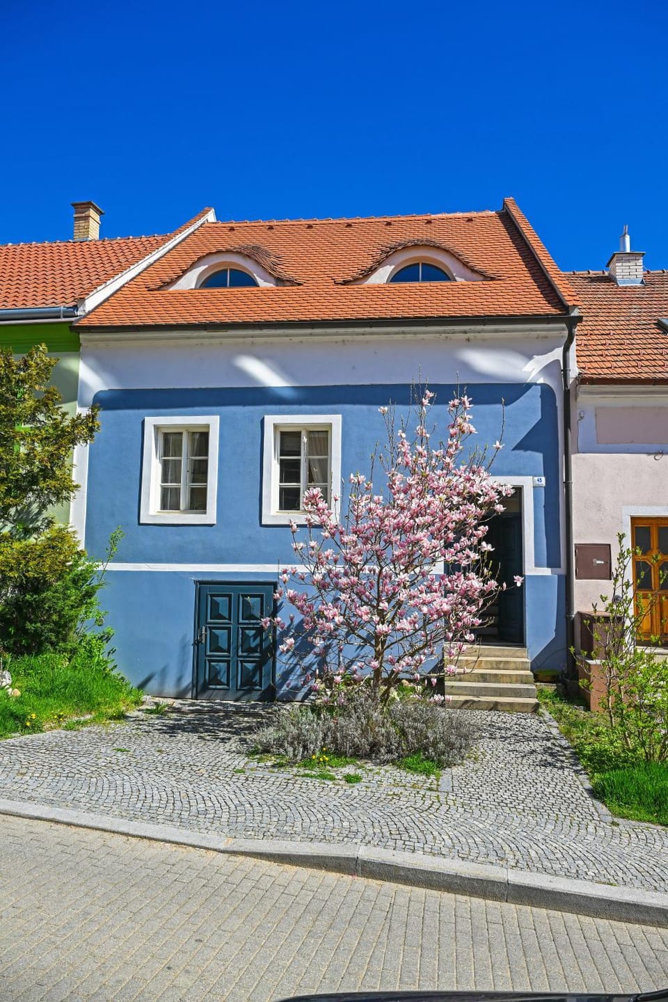 Property building, Spring, Day