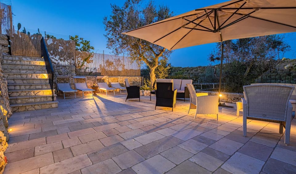 Patio, BBQ facilities, Balcony/Terrace