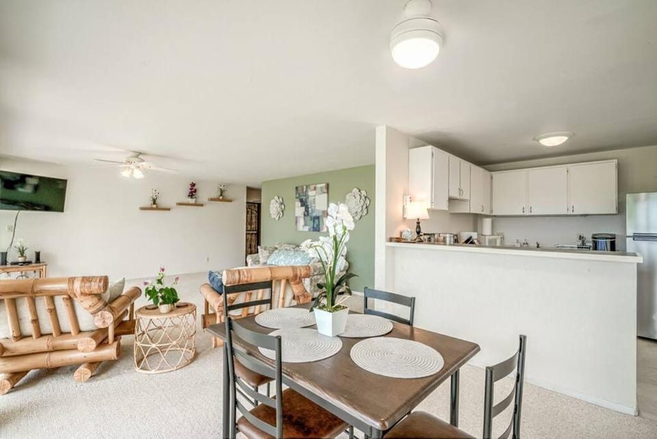 Newly Upgraded 2BR APT Near Keauhou Bay (6 Guests) Apartment in South Kona