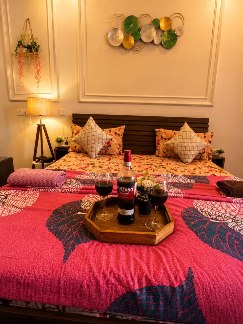 Darshana Studios -Feel the luxury Apartment in Noida