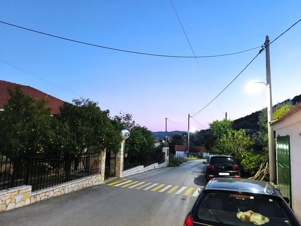 Neighbourhood, Parking