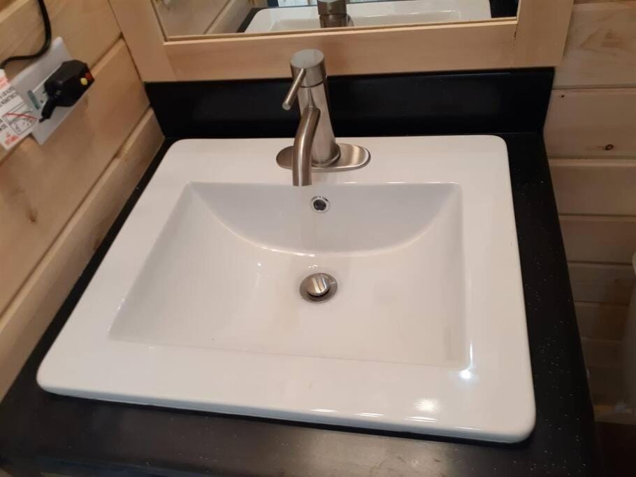 065 Star Gazing Tiny Home nr Grand Canyon South Rim Sleeps 8 Chalet in Grand Canyon National Park