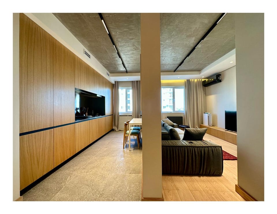 TV and multimedia, Living room, Photo of the whole room, Evening entertainment, air conditioner