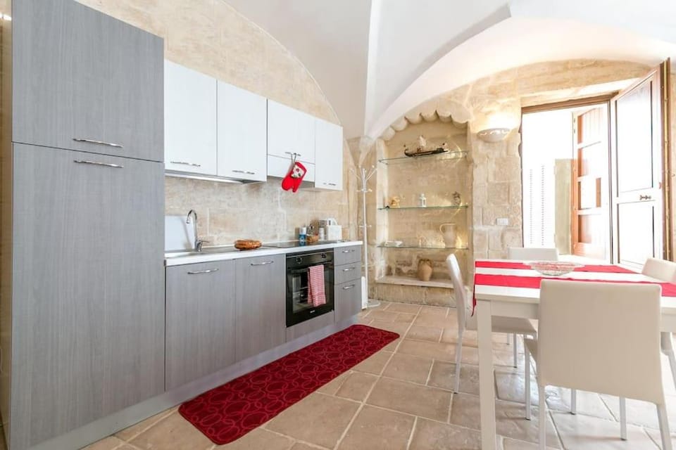 Kitchen or kitchenette, Living room, Dining area, minibar, pet friendly, stove