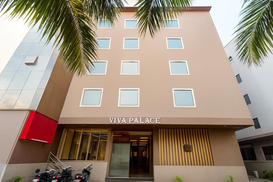 Property building, Facade/entrance