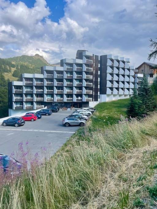 Property building, Parking