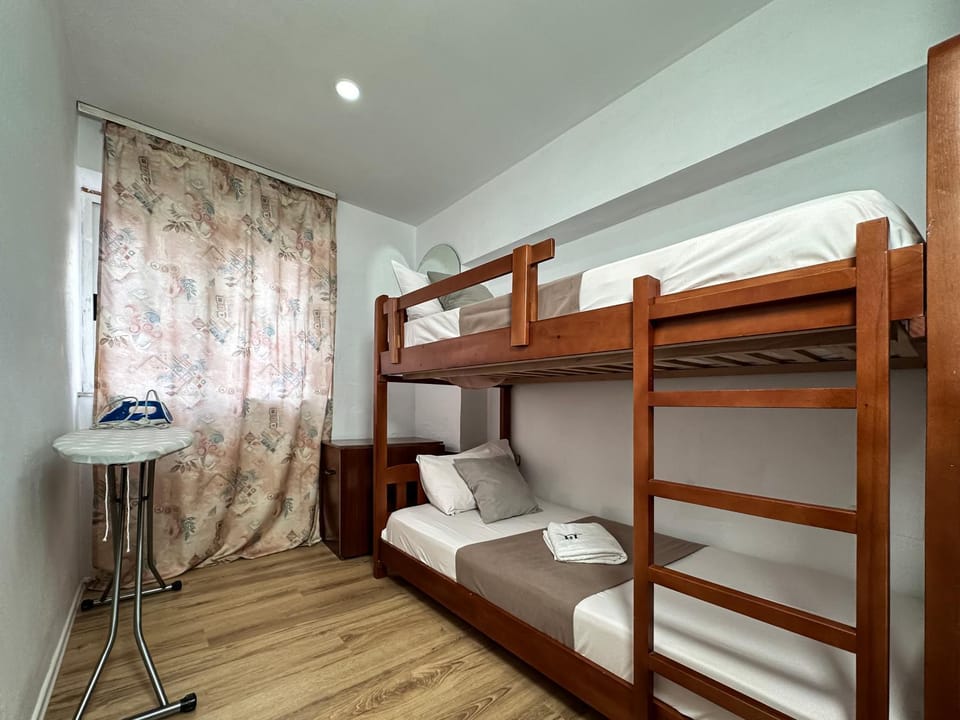 bunk bed
