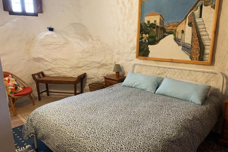 Casa Sin Numero, an authentic village house House in Axarquía