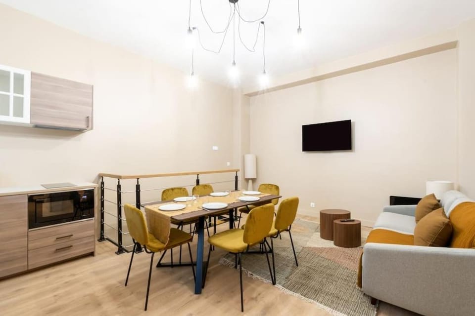 Nouveau - Designer Appartement - 6p Apartment in Paris