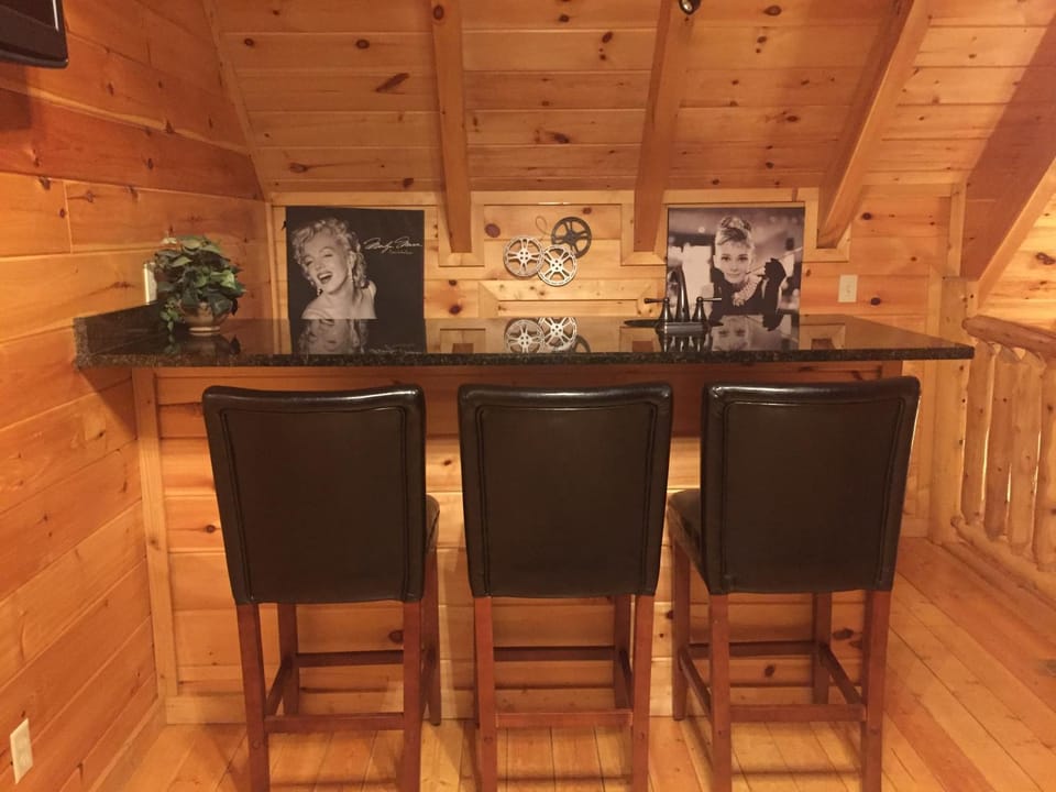 Creating Memories House in Pigeon Forge
