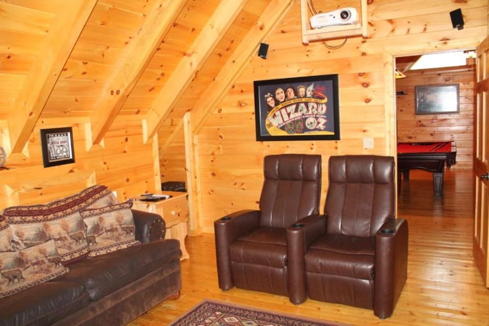 Creating Memories House in Pigeon Forge