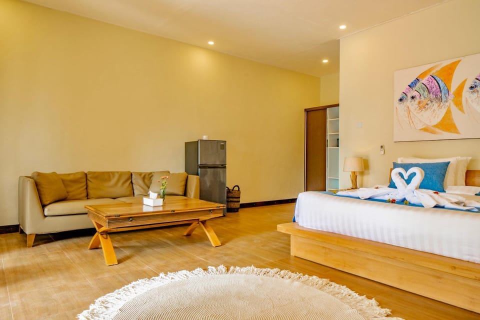 Seating area, Bedroom