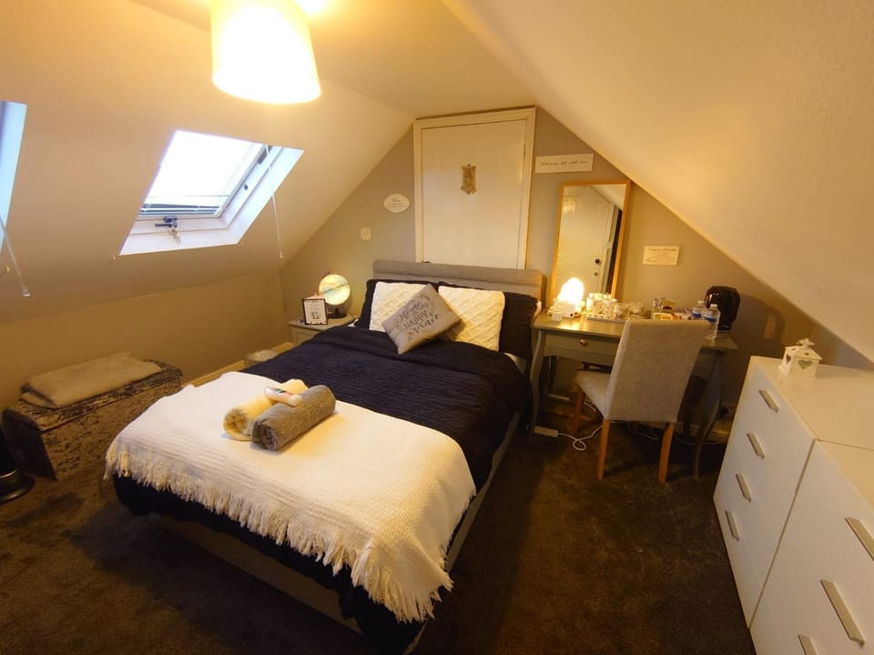 Bed, Bedroom, hair dresser, towels, wardrobe