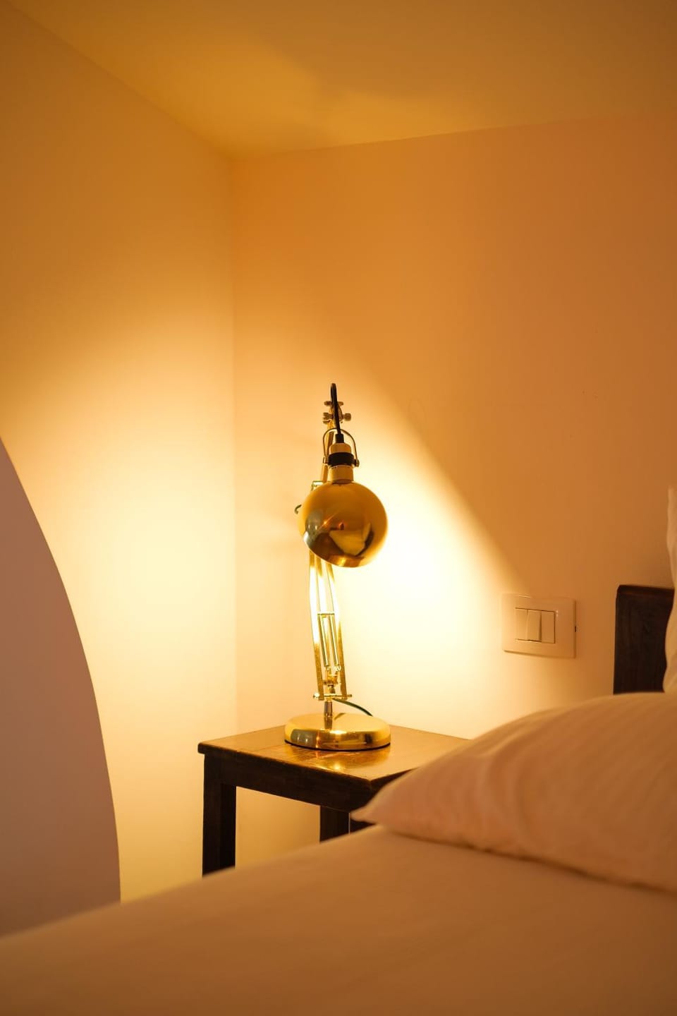 Old Stone House Apartment in Bari