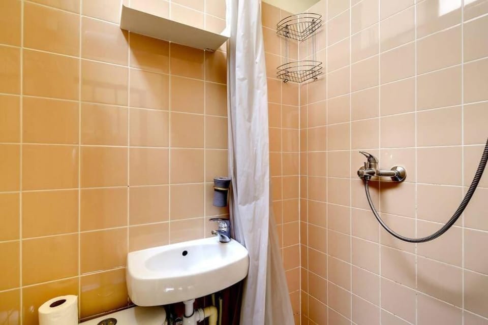 Unique Studio in Marais Apartment in Paris
