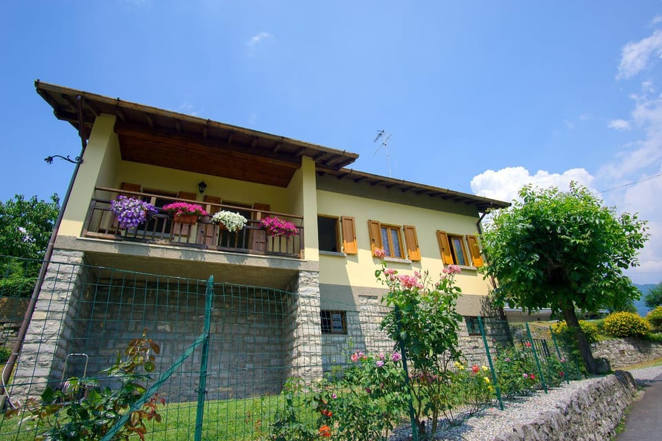 Garden, Balcony/Terrace