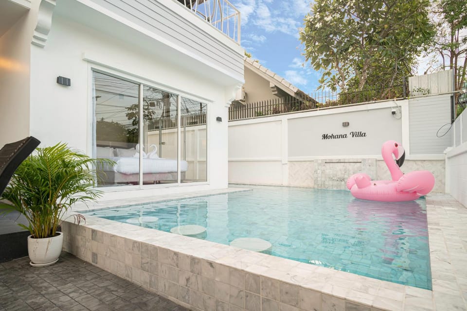 Natural landscape, Pool view, Swimming pool