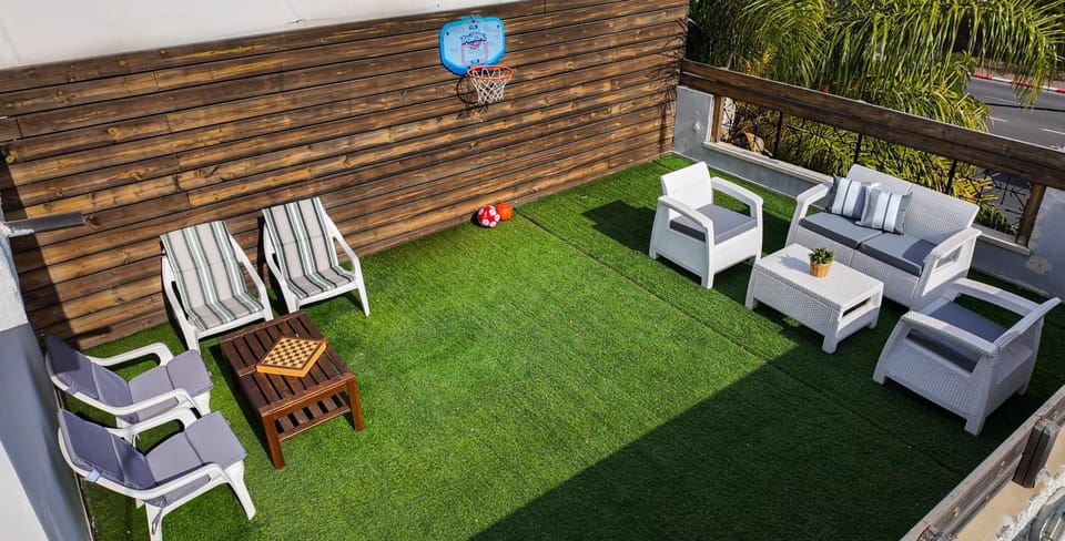 Patio, Seating area