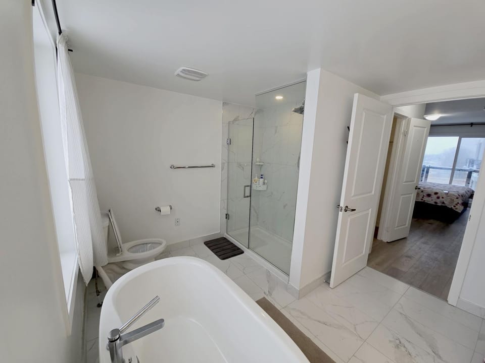 Shower, Bathroom, Public Bath, Bath