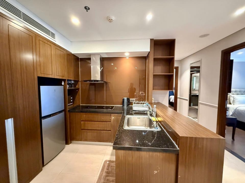 Luxury Apartment with Ocean View - 1 minute to beach Apartment in Da Nang
