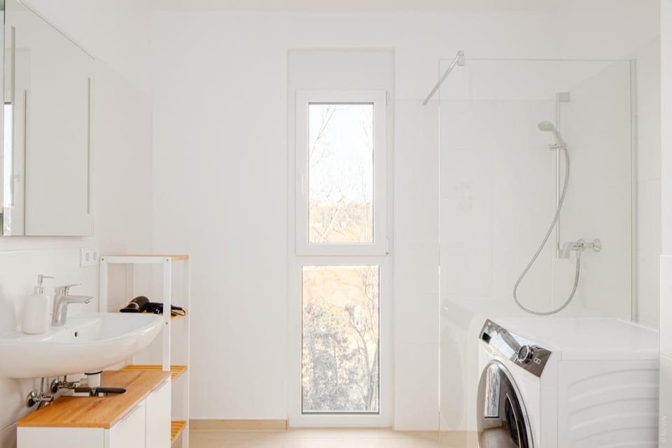Whats-App Self-Check-IN - Apartment am Hauptbahnhof Apartment in Graz