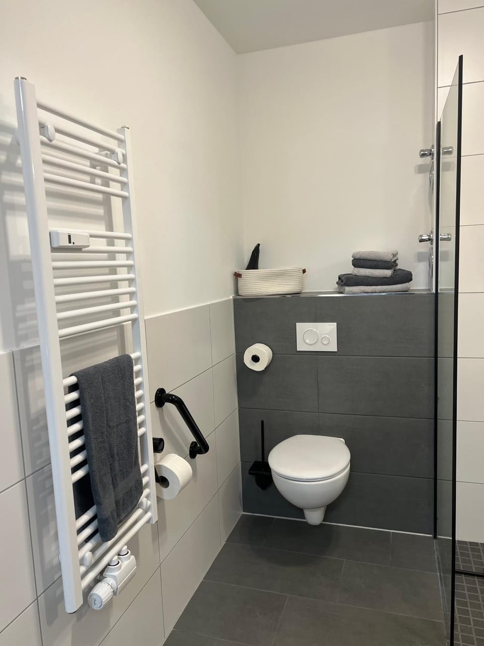Toilet, Bathroom
