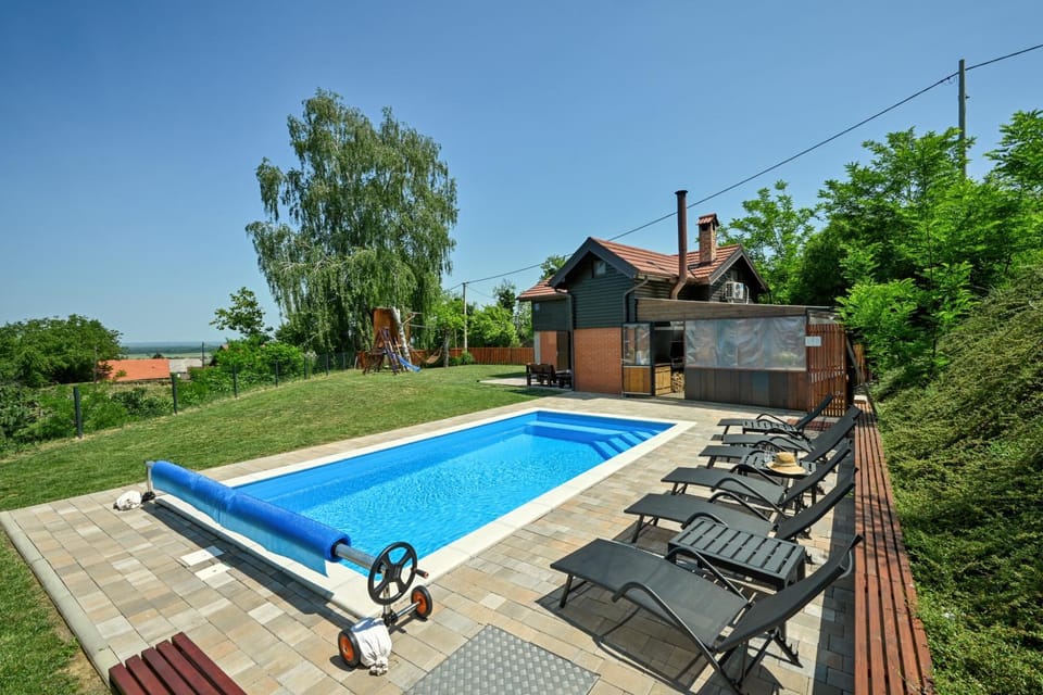 Property building, Swimming pool