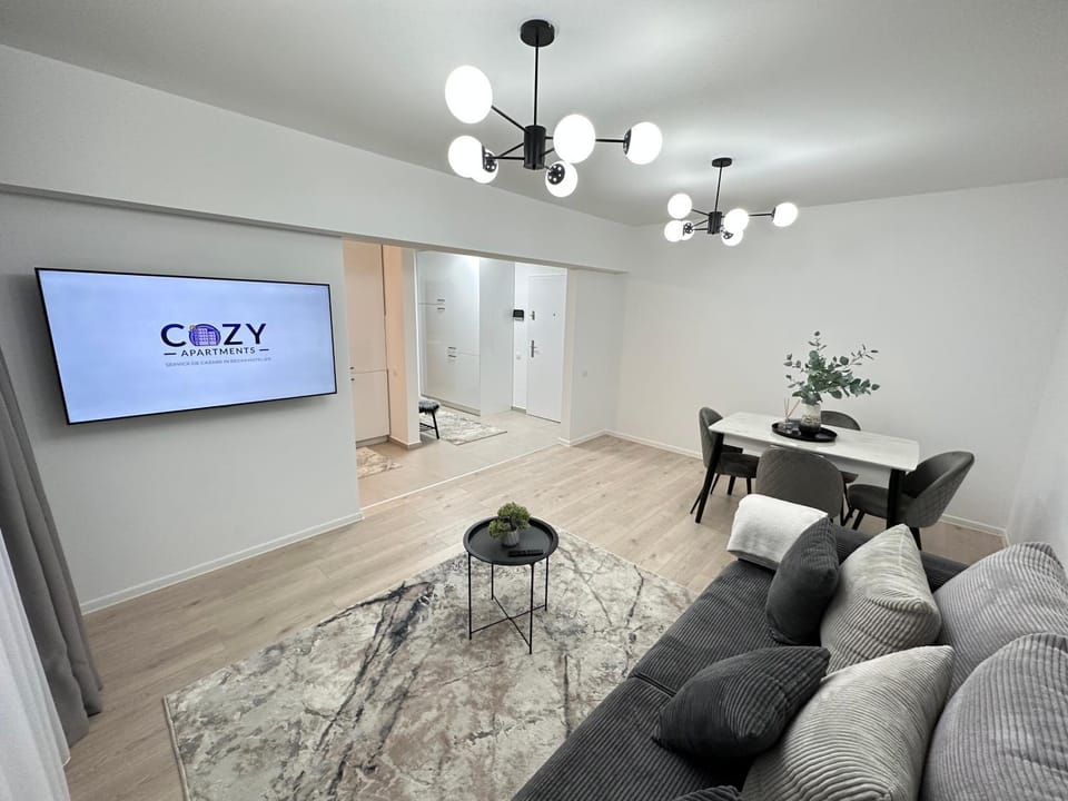 Communal lounge/ TV room, TV and multimedia, Living room, Seating area, Evening entertainment