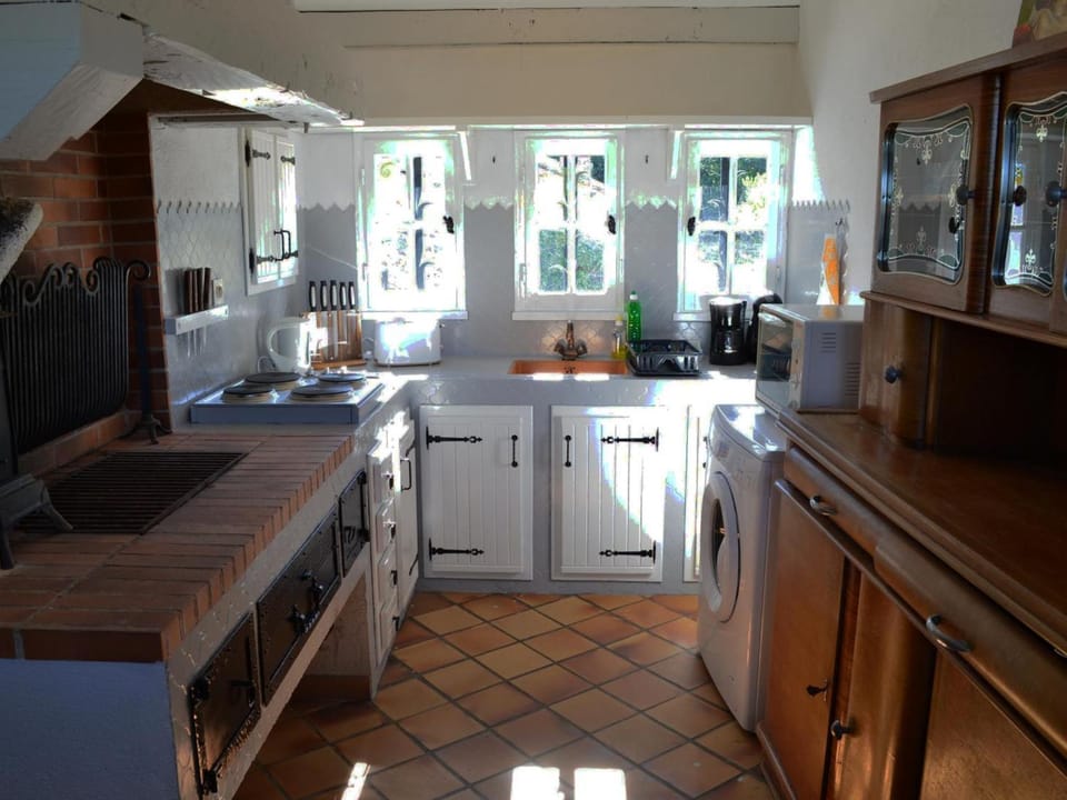 Gîte chaleureux en pleine nature avec jardin privé, proche de Confolens, animaux acceptés - FR-1-653-23 House in Nouvelle-Aquitaine