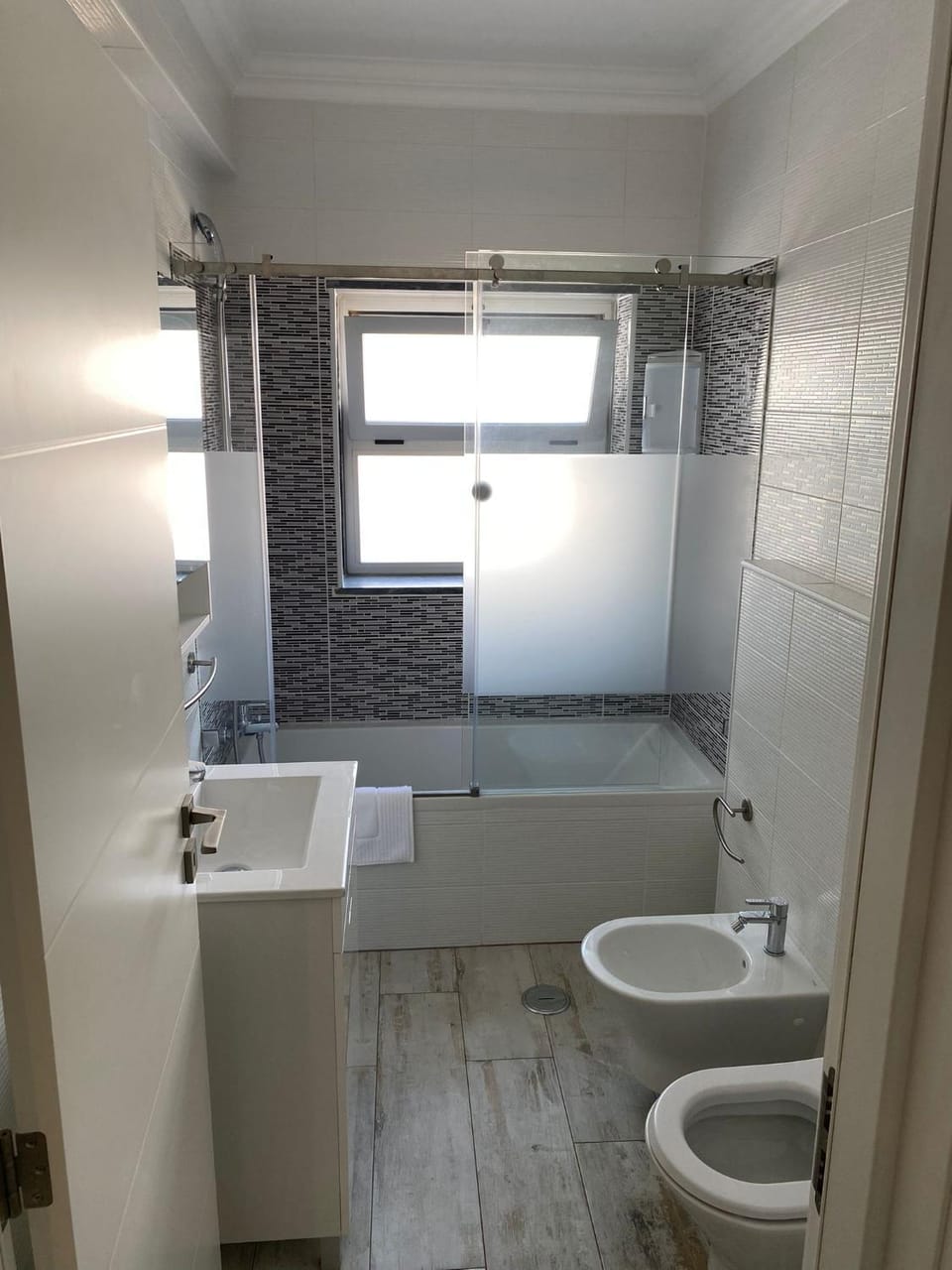 Shower, Toilet, Bathroom, bidet