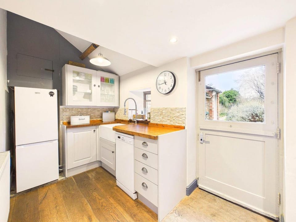 Bay Tree House by Signature Stays - Cosy Cottage - Moreton-in-Marsh - Cotswold House in Moreton-in-Marsh