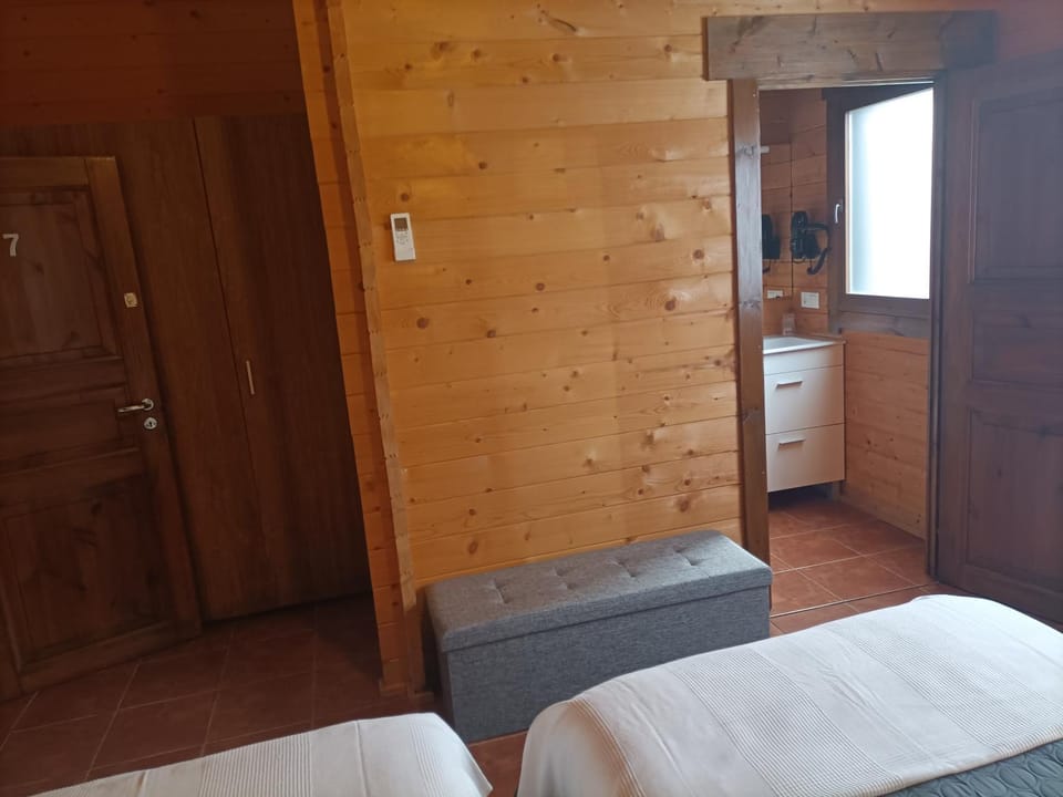 Bathroom, Bedroom