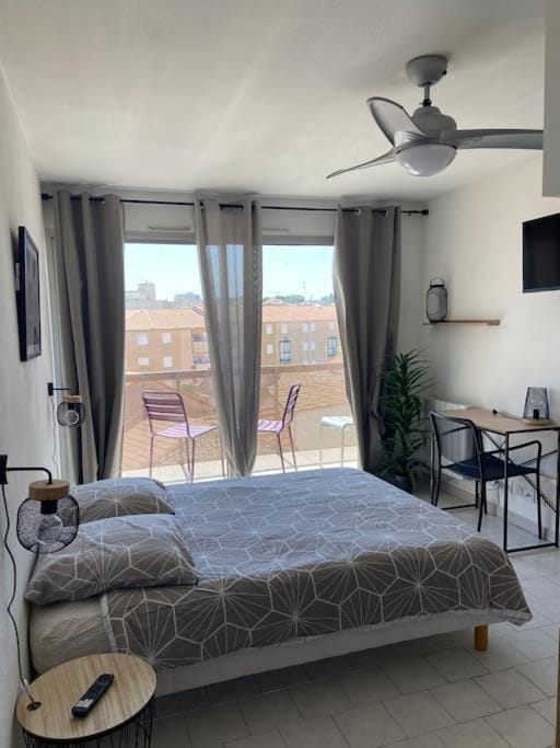 Studio clim parking dhuoda Apartment in Nimes