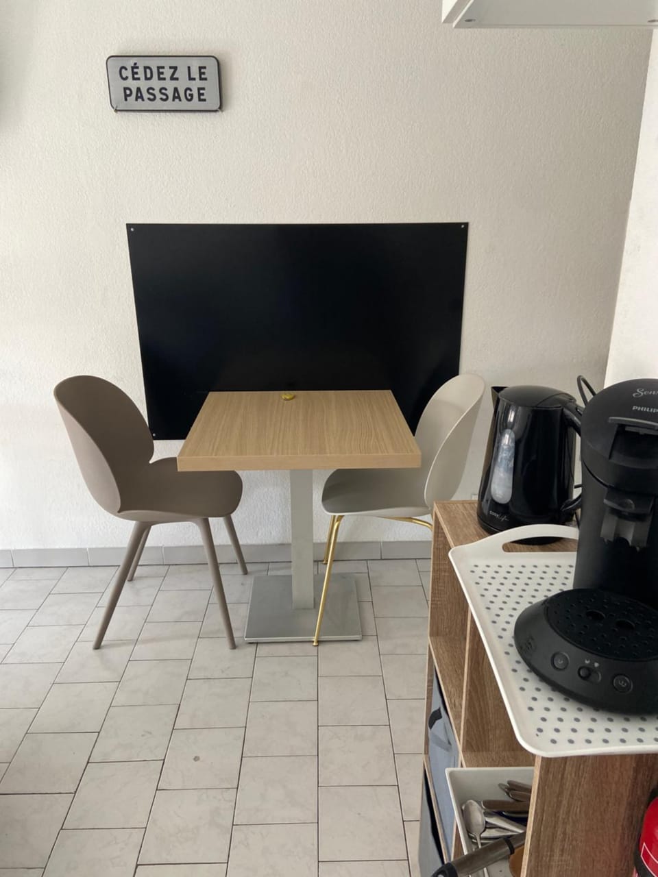 Studio clim parking dhuoda Apartment in Nimes