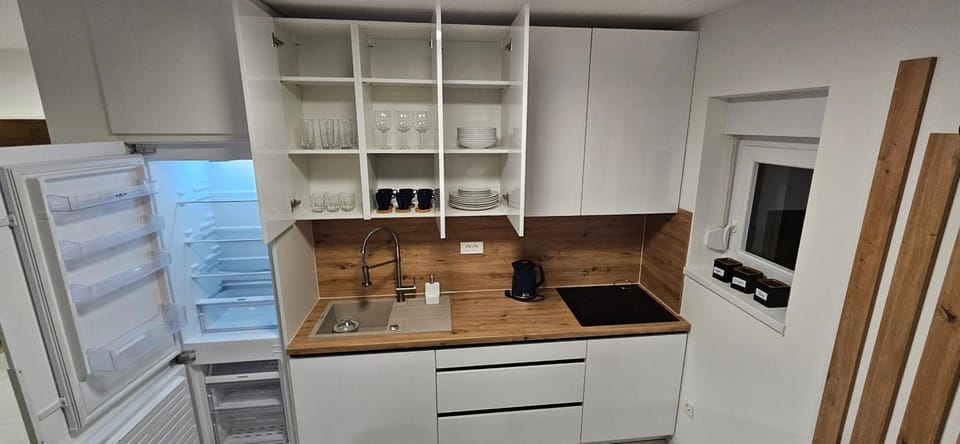 kitchen, kitchen