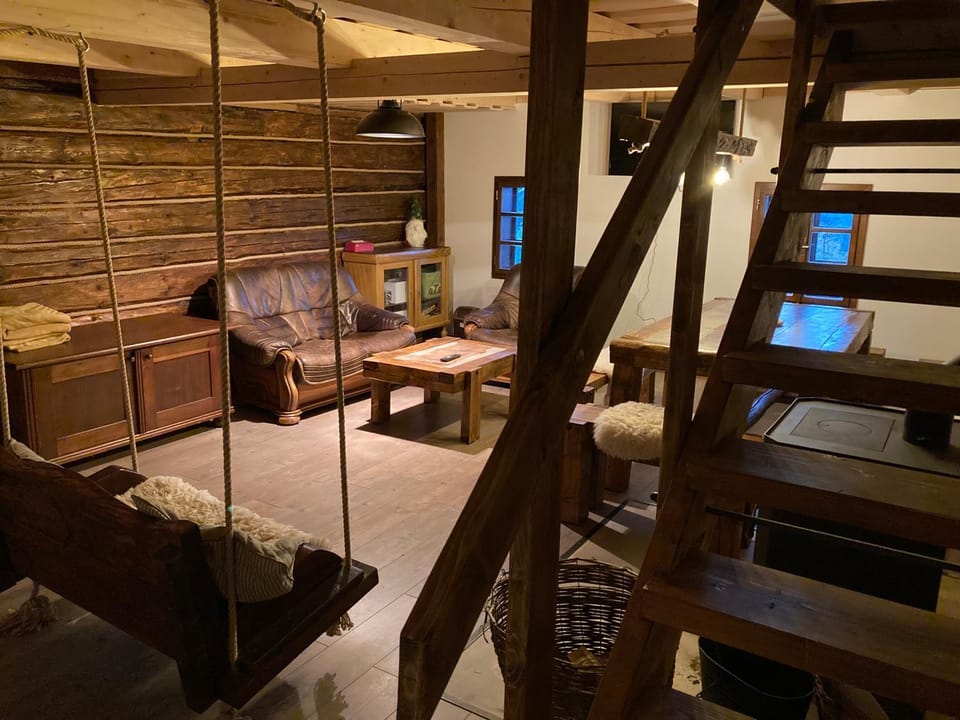 Communal lounge/ TV room, TV and multimedia, Living room