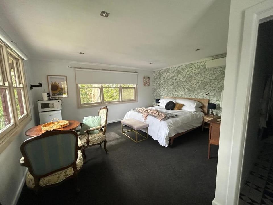 Rainy Hill Retreat - The Cottage Nature lodge in Gembrook