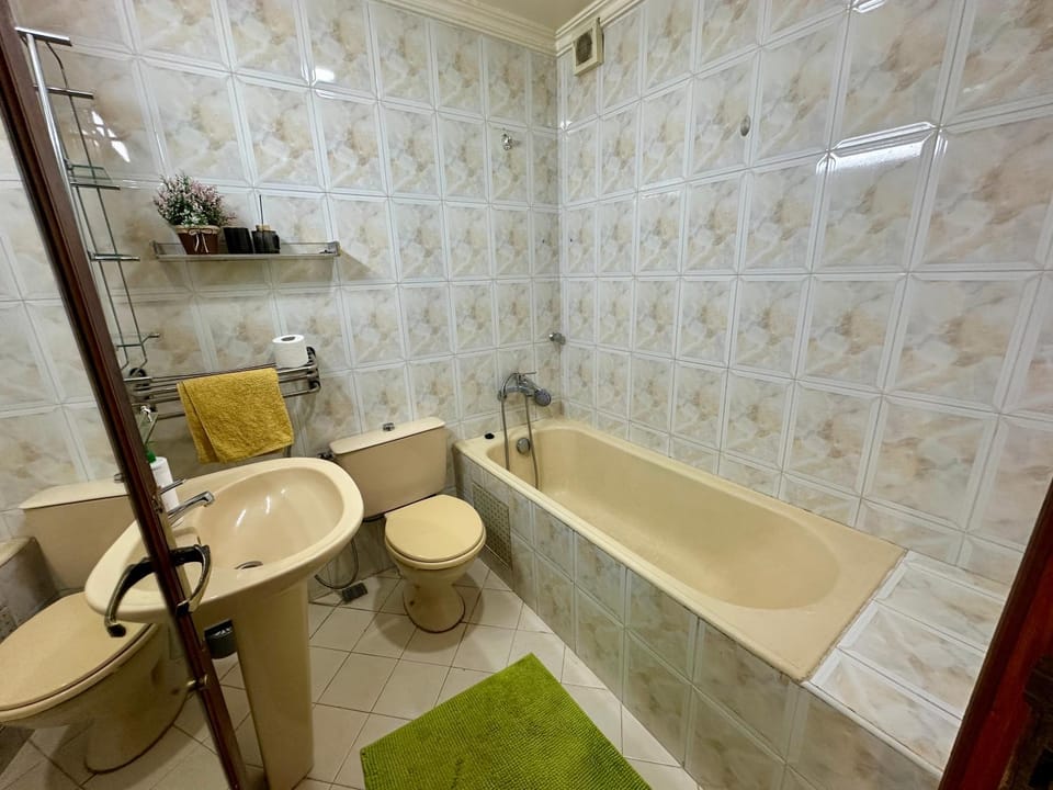 Toilet, Bathroom, Bath