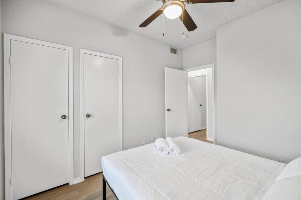 Cozy BoHo 2bd Apartment - Cedar Park/North Austin Apartment in Jollyville